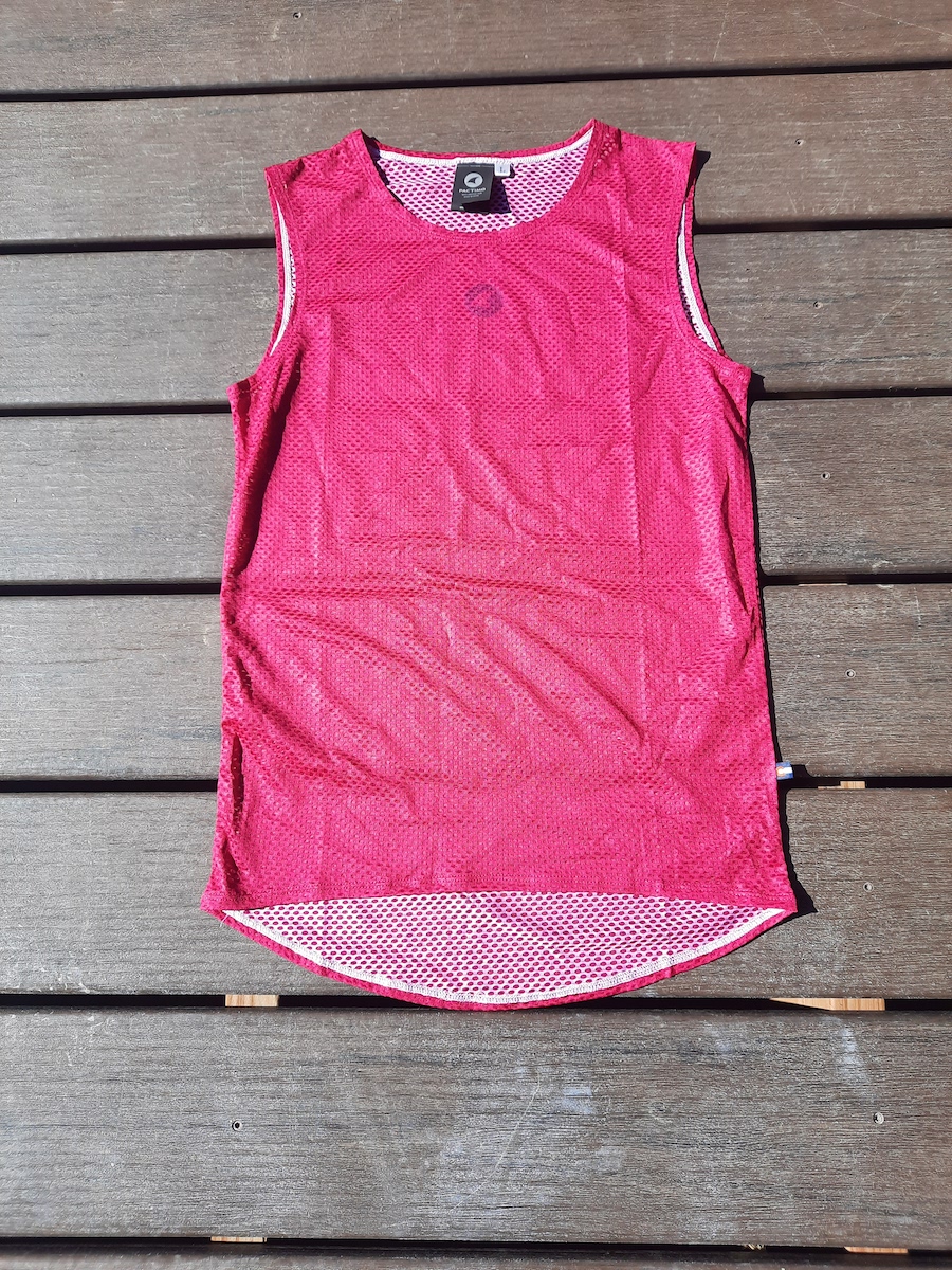 sleeveless base layer